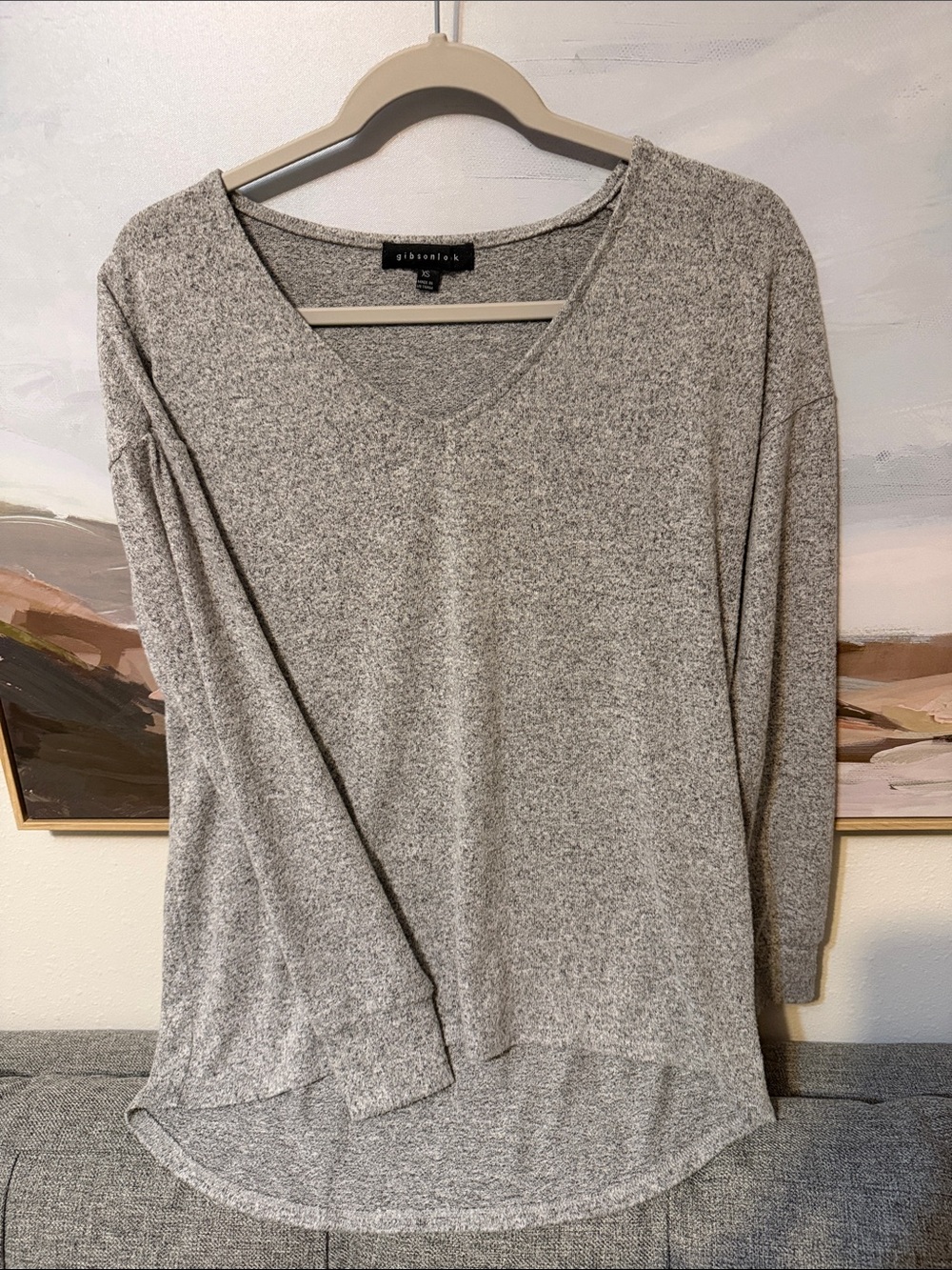 Gibson Lightweight Heather Gray V-Neck Long Sleeve Top